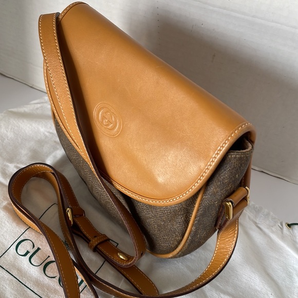 Authentic Shoulder/Crossbody Bag Gucci. - Picture 4 of 15